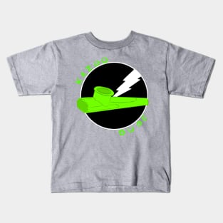 Kazoo Dude (Green) Kids T-Shirt